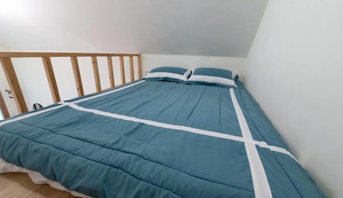 Room (104 (Unshared House Duplex))