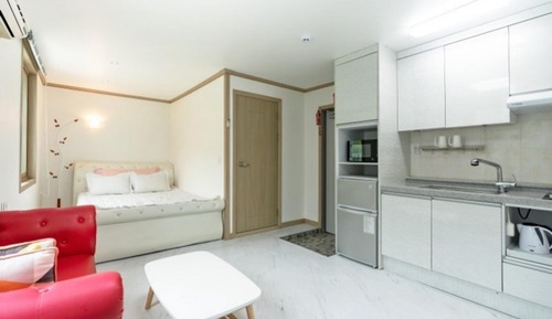 Room (Building A Room 203 (Outdoor BBQ))