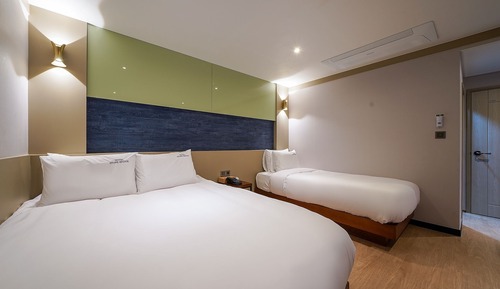 Room (Premium Twin (1 game 1 PC spa bath fr)