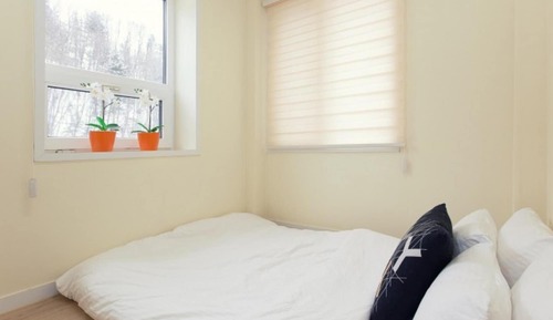 Room (B101 )