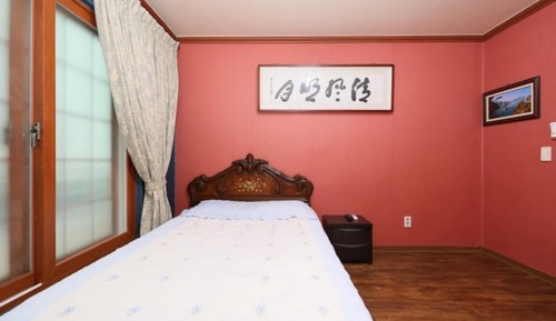 Room (23m bed)