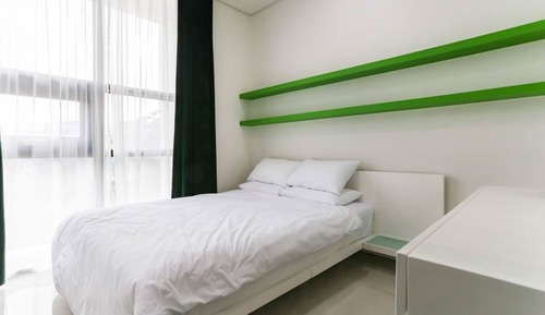 Room (Green Room)
