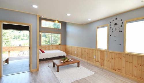 Room (Six landscapes)
