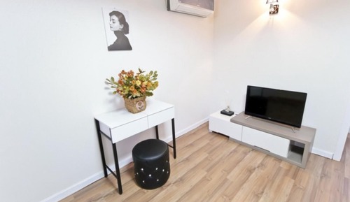 Room (Onyx)