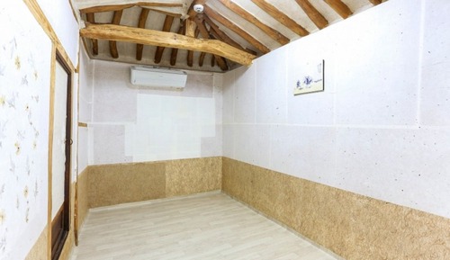 Room (All Pensions)