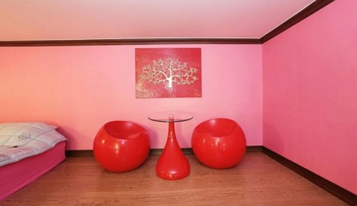 Room (No 201 )