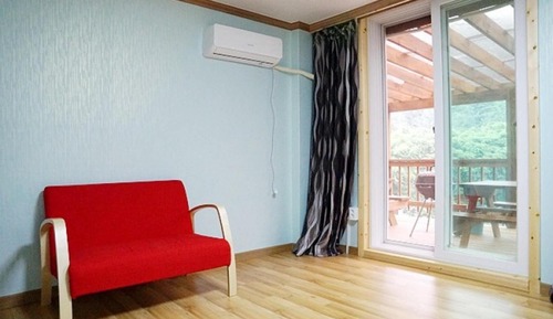 Room (Fruit (2F))
