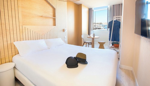 Habitación doble, vistas al puerto