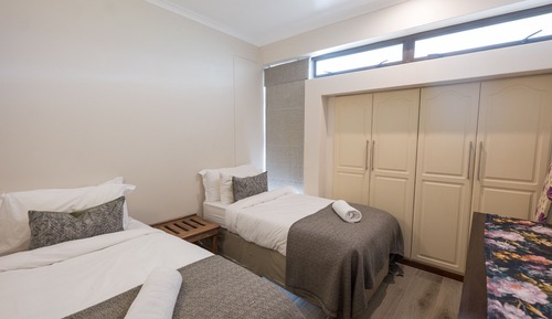Apartamento, 3 habitaciones, vistas al jardín