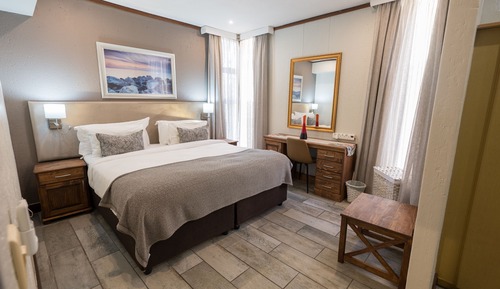 Apartamento, 2 habitaciones, vistas al jardín
