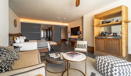 Signature Suite King Tropical View
