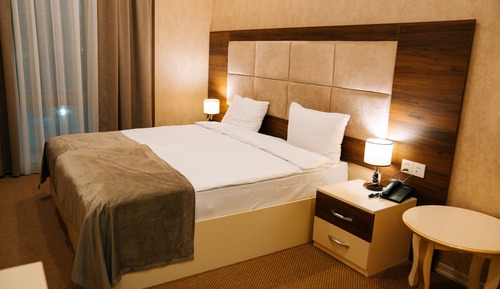 Habitación estándar doble, 1 cama de matrimonio grande, no fumadores
