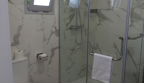 Habitación doble superior, baño privado, vistas al jardín