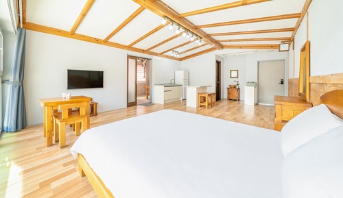 Basic Room, 1 Bedroom (Aria 102)