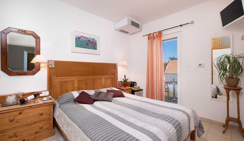 Habitación doble (Superior Double Room with Balcony)