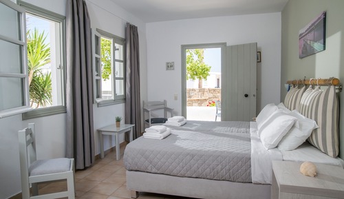 Habitación clásica con 2 camas individuales