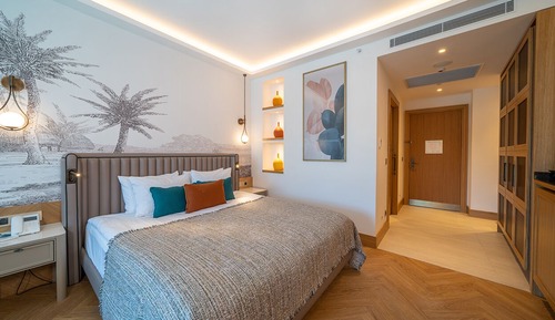 Standard Room Pool Access Via Stairs
