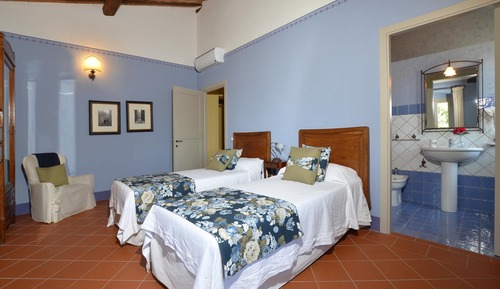 Villa familiar, 6 habitaciones, junto a la montaña (Villa Paradiso 12)