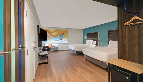 Habitación, 2 camas de matrimonio, accesible para personas con discapacidad, bañera