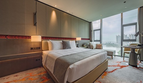 Deluxe Room, 1 King Bed, Non Smoking