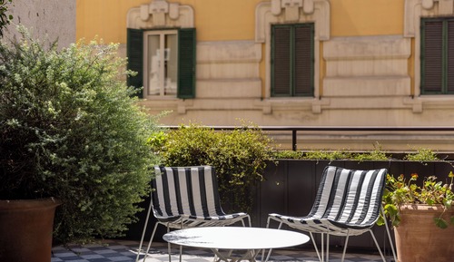 Roomy Terrace