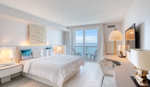 Habitación, 1 cama de matrimonio grande, frente al mar