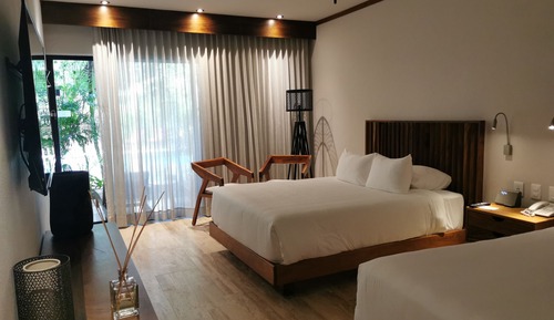 Habitación, 2 camas de matrimonio, accesible en silla de ruedas