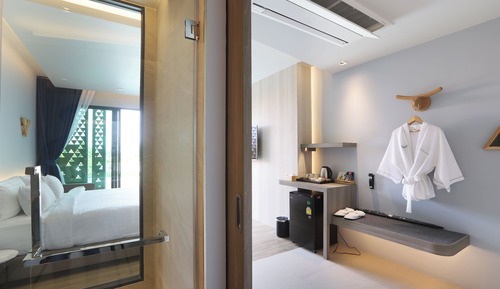 Habitación doble, vistas a la piscina