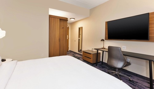 Habitación básica, 1 cama de matrimonio grande