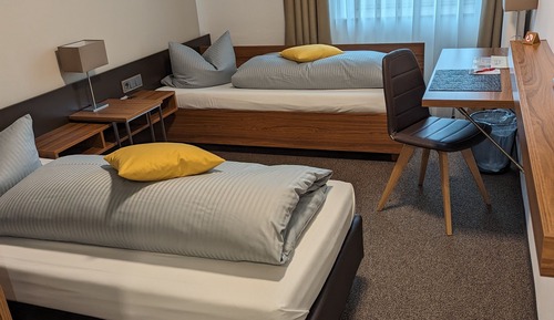 Habitación con 2 camas individuales