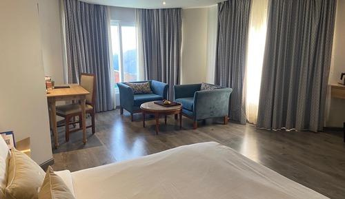 Habitación, vistas al valle