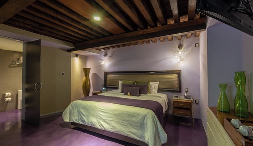 Deluxe Room Aranza