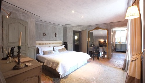 Suite, vistas al jardín (St Honorat)