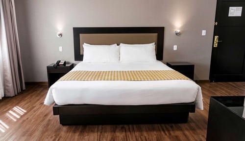 Suite junior, 1 cama de matrimonio grande, no fumadores (2KN)