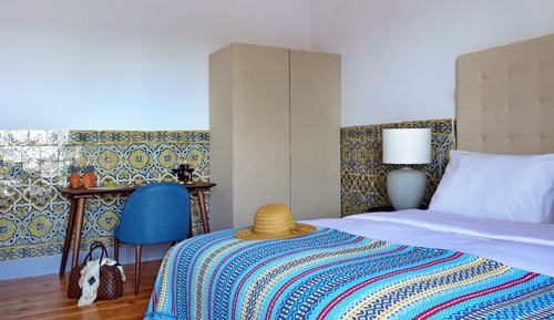Noble Rooms