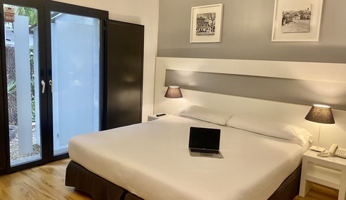 Habitación estándar doble, 1 cama doble, patio