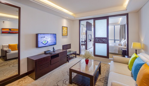 Suite Grand, 1 cama de matrimonio grande, vistas al río