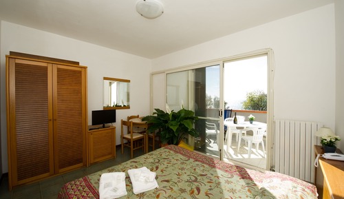 Apartamento estándar, 2 habitaciones, en una planta alta