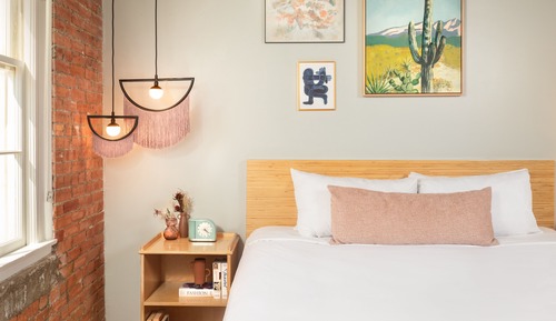 Suite, 1 cama de matrimonio grande, vistas a la ciudad