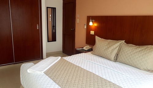 Apartamento Business, 1 cama de matrimonio con sofá cama (Plus)