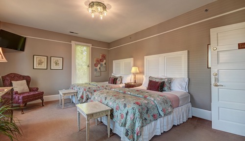 Talbott Double Suite