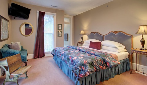 Caldwell Premium Suite