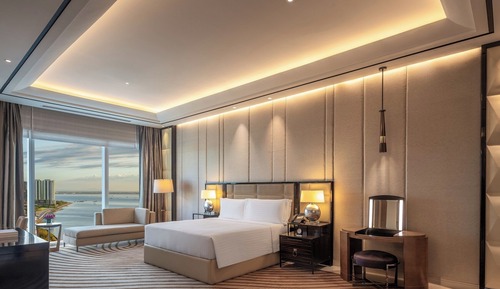 Suite (Sky)