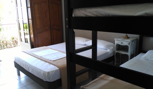 Habitación cuádruple, vistas al mar