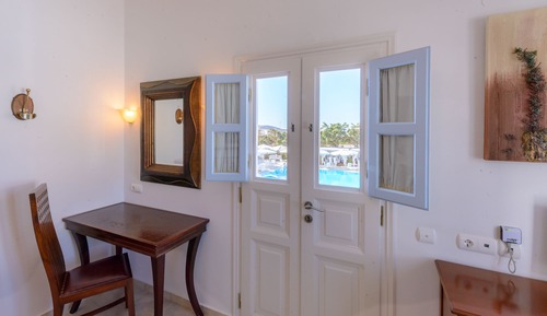 Suite familiar, 2 habitaciones, vistas a la piscina