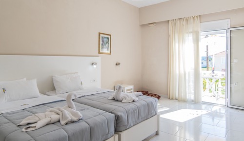 Habitación estándar, vistas parciales al mar