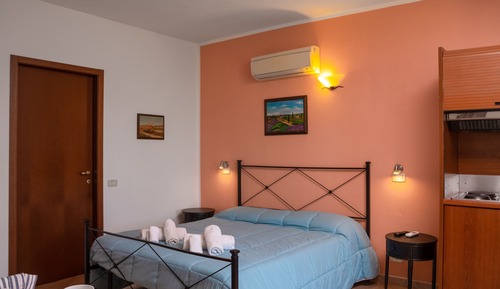 Estudio Confort, 1 habitación, baño privado, planta baja