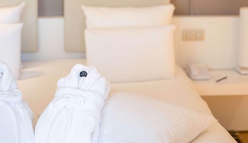 Habitación Deluxe, 1 cama de matrimonio grande, vistas a la ciudad
