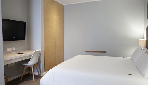 Queen Room