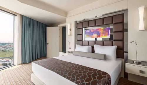 Suite, 1 cama de matrimonio grande, no fumadores, en esquina